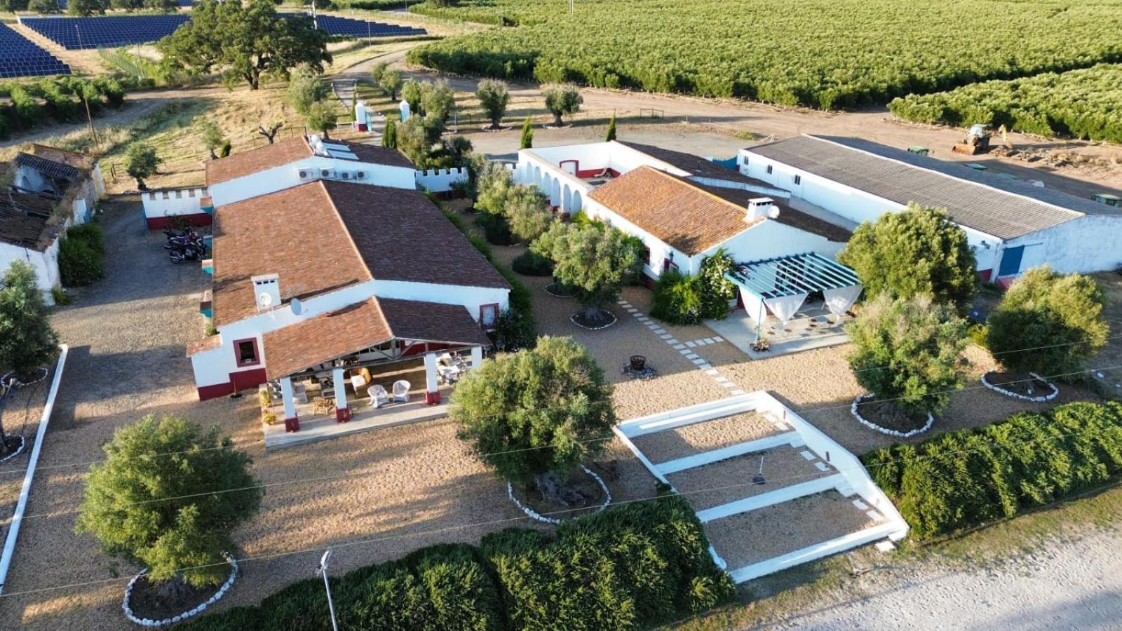 费雷拉杜阿连特茹 Quinta Da Chamine酒店 外观 照片